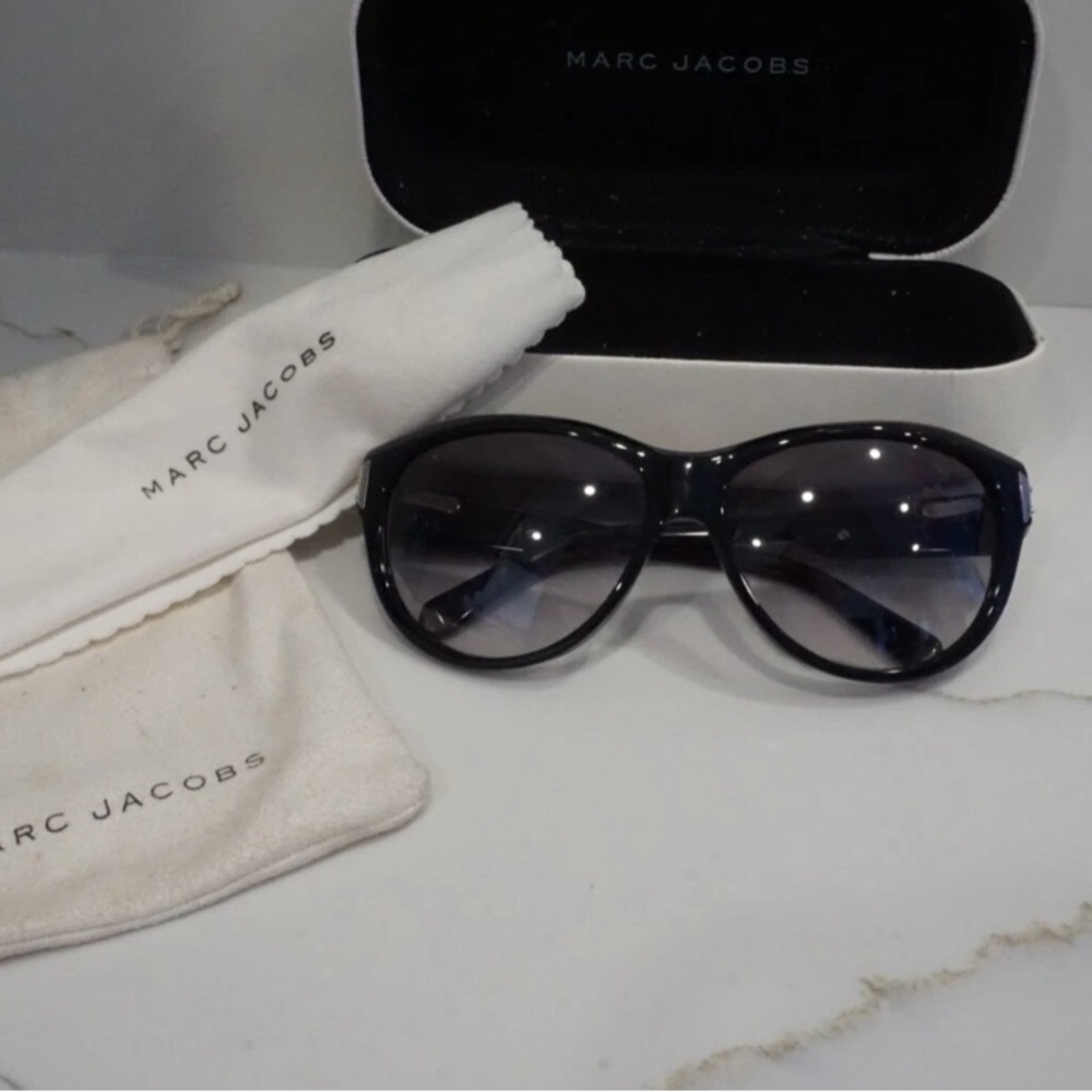 Marc Jacobs Black Sunglasses